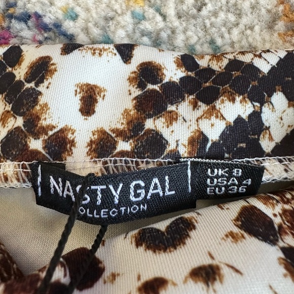 NWT Nasty Gal Snake Print Mini Skirt​​ - Picture 2 of 3